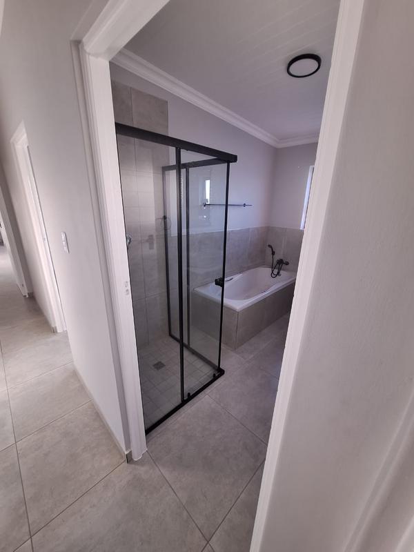 3 Bedroom Property for Sale in Britannia Bay Western Cape